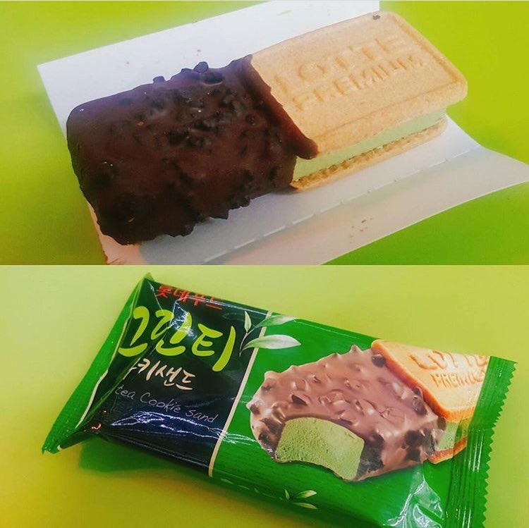 mattya__bot's tweet photo. 韓国で売ってるグリーンティークッキーサンド👩‍❤️‍👩👩‍❤️‍👩
#抹茶 #抹茶アイス https://t.co/sZSoohgyh9