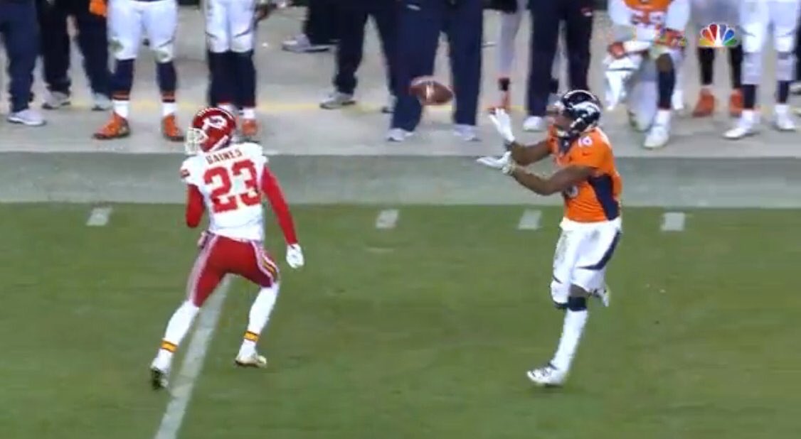 NOTSportsCenter's tweet photo. Phillip Gaines' awareness rating in Madden is about to drop to -173

(pic via @SNFonNBC) #KCvsDEN https://t.co/USOmaliwd0