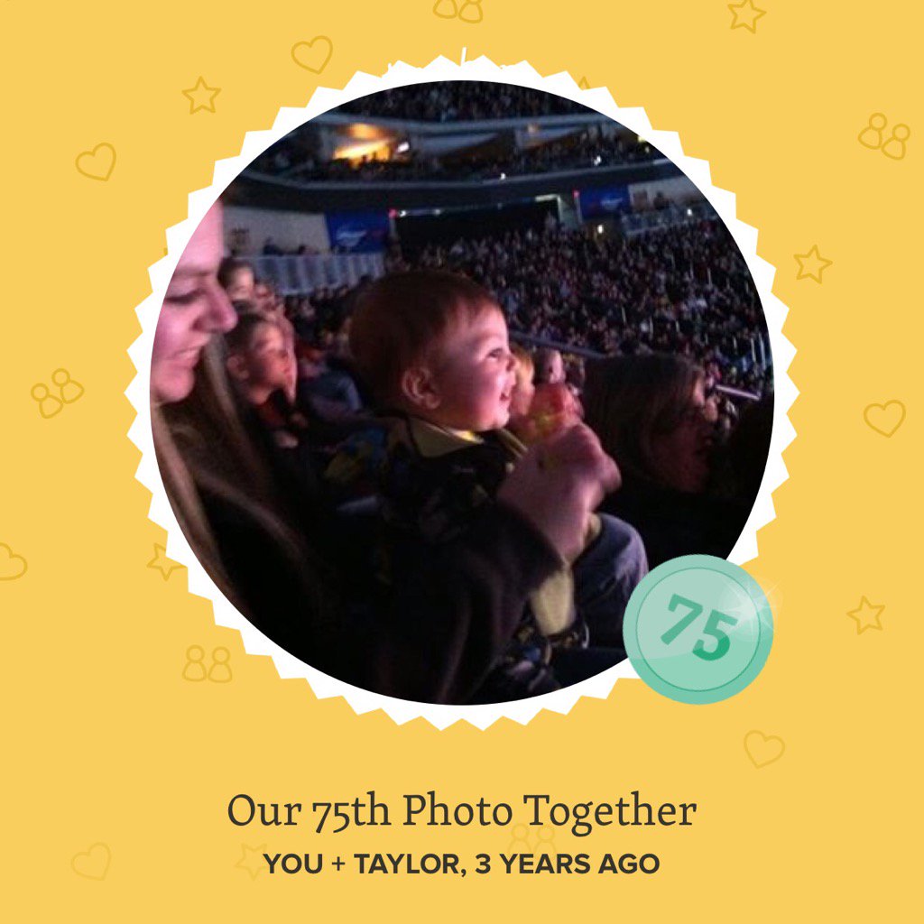 HamStacy's tweet photo. 💛💙Disney on Ice 2013 😇 https://t.co/OEnrAggZri