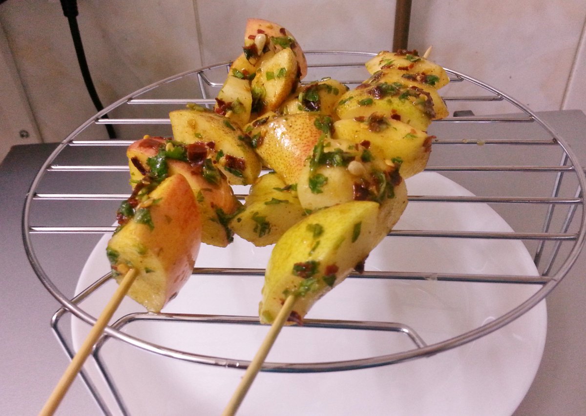 chaikappi's tweet photo. Fruit Grill recipe - Quick snack starter for any occasions
https://t.co/hGED5EuD5i
#fruitgrill #5minuterecipe #fruitsnacks https://t.co/v2f9dJrUDF
