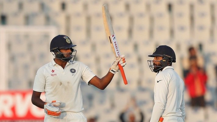 abpanandatv's tweet photo. #India #Test #Record #HalfCentury #LowerOrder দেখুন, এই প্রথম টেস্টে ভারতের ৭,৮,৯ নম্বর ব্যাটসম্যানের অর্ধশতরান https://t.co/yJ2kb8TLUQ https://t.co/PAqIbtBZ3F