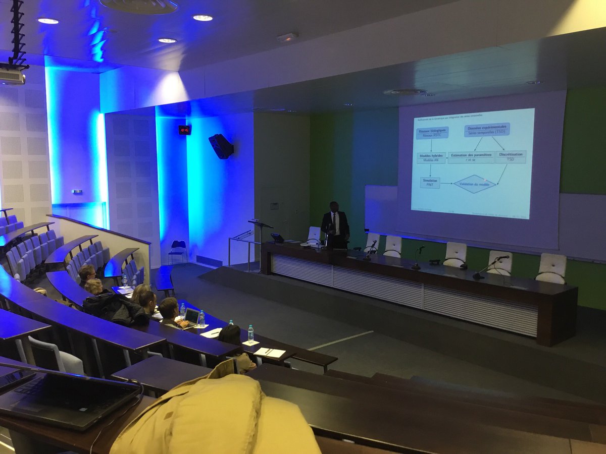 morgan_it's tweet photo. En cours #IRCCyN : thèse de @L_Fippo_Fitime sur la vérification quantitative de réseaux de régulation biologique https://t.co/1390gbeV1Z https://t.co/DtEbyuzjpW