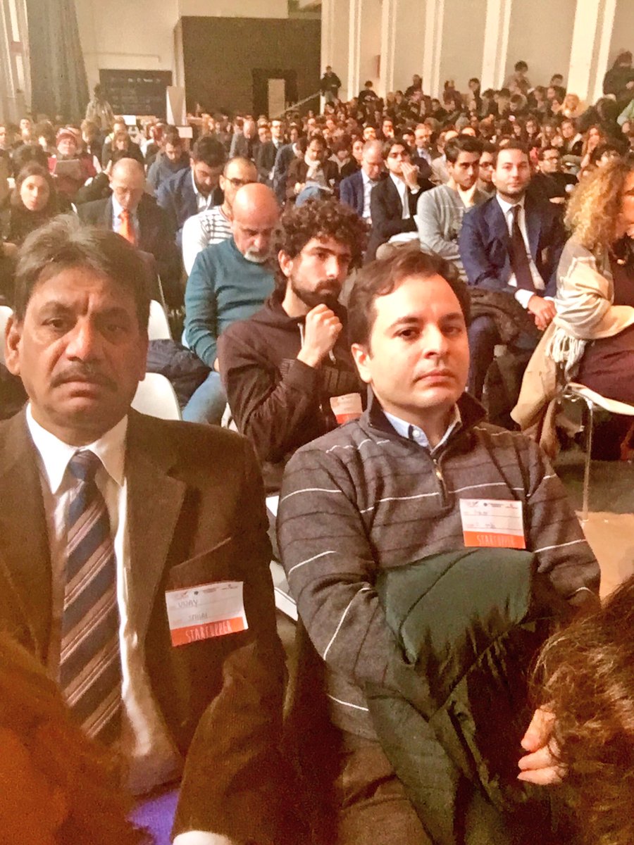 gio_mavellia's tweet photo. Tanti #startup e #giovani a @base_milano con @ConfcommercioLo @CariploFactory @FondCariplo @FabioSavelli https://t.co/ARAtYfn8D8