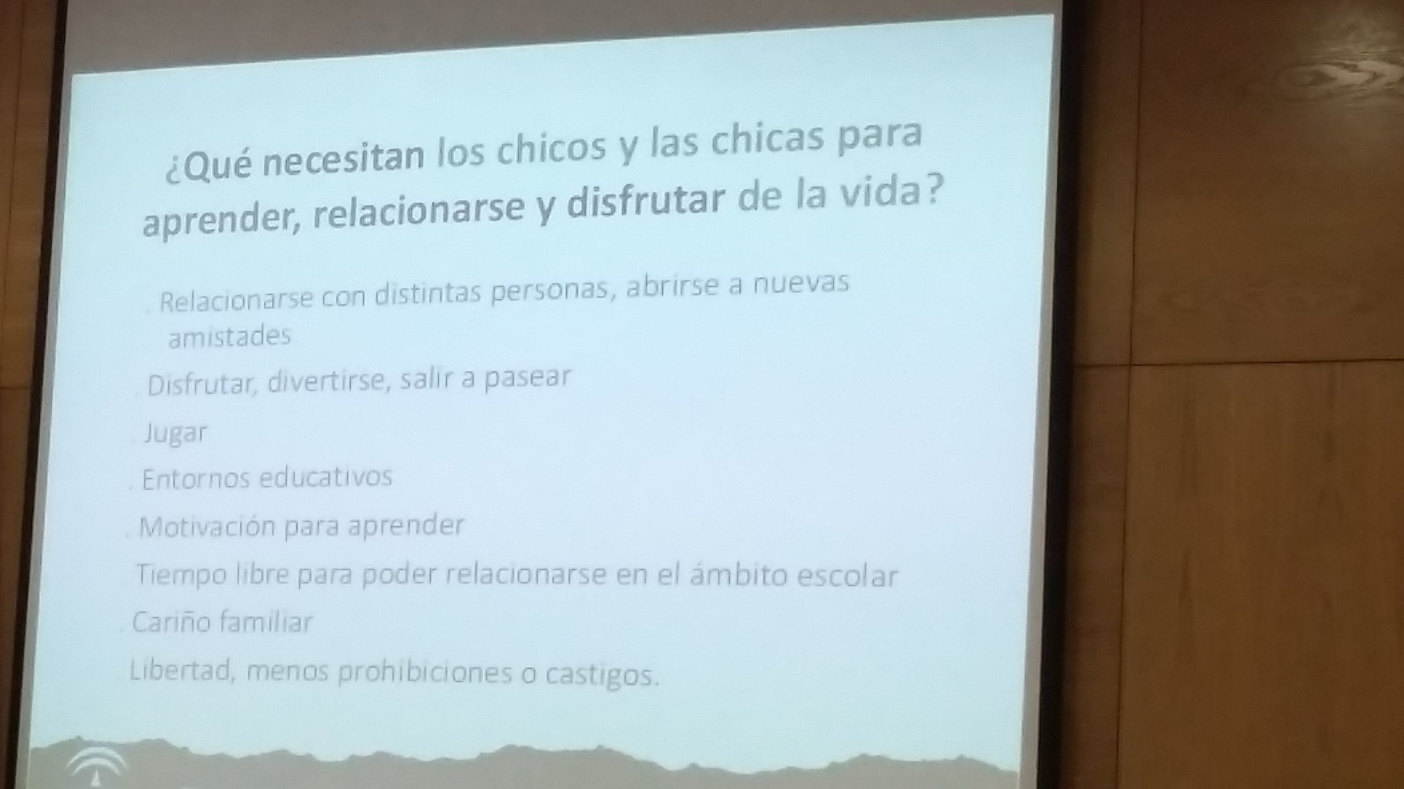 Qué necesitan los chic*s para #aprender relacionarse y disfrutar  de la vida? #ForoInfancia #IIPIA https://t.co/vg4vvOFZud