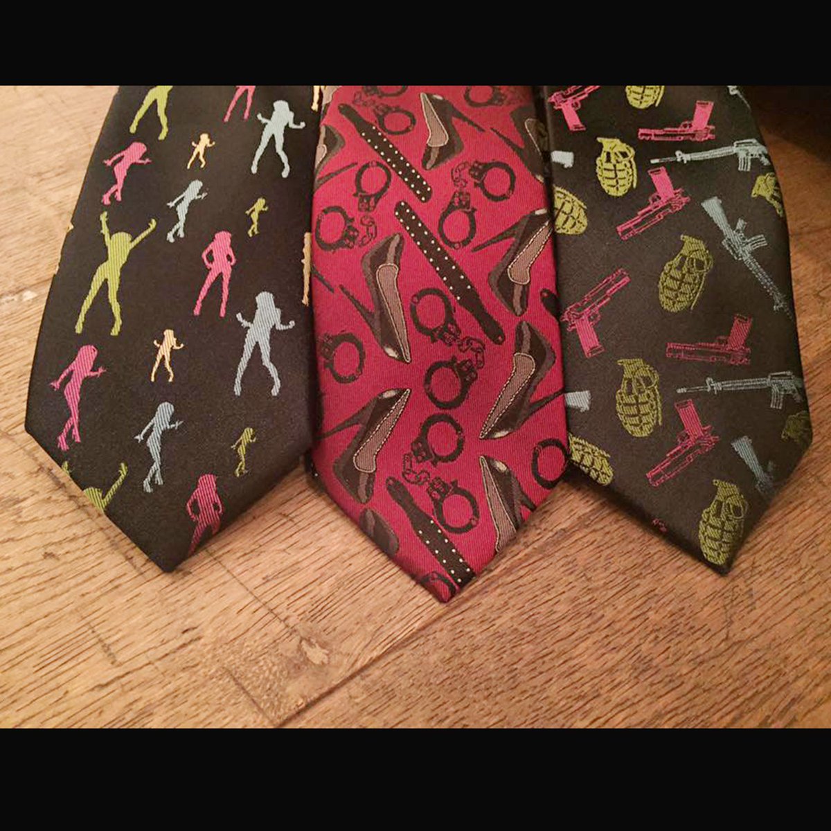 twistedlinings's tweet photo. Do these fun #twistedlinings ties help beat those #Monday blues? We think they do! #Twisted #Ties #Bespoke #Desire https://t.co/kS1GHg98Jq https://t.co/SBY6KCuLd1
