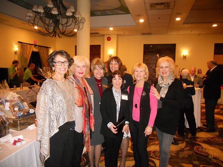 LitaMartin's tweet photo. The @carpwhiterock team out supporting the community @SSWRChamber Taste of The Peninsula event with @captainramona @april_lewis https://t.co/wLToGsU7cX