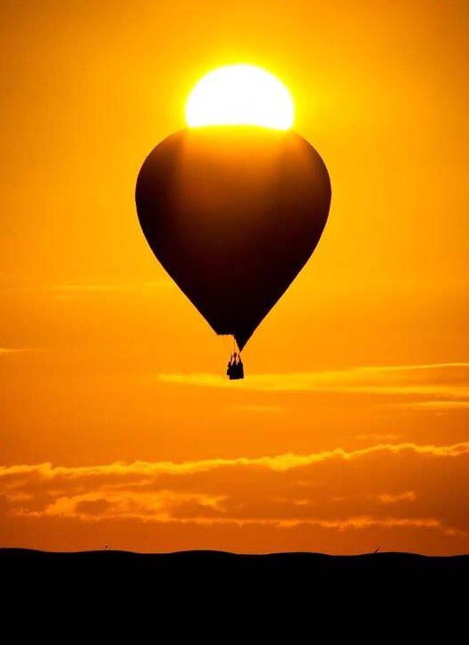 ⠀

⠀ ⠀ ⠀  مشكلتي اشوفك " بـ عين المحبّه " 
⠀ ⠀ ⠀  ولا انت في عين الحقيقه ولا شي !

⠀