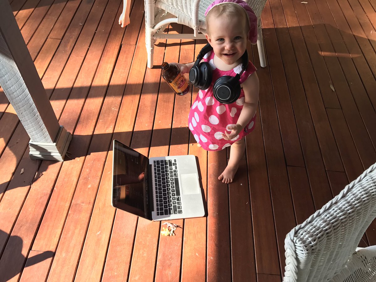 anthonypjshaw's tweet image. Like daddy like daughter #futurecoder