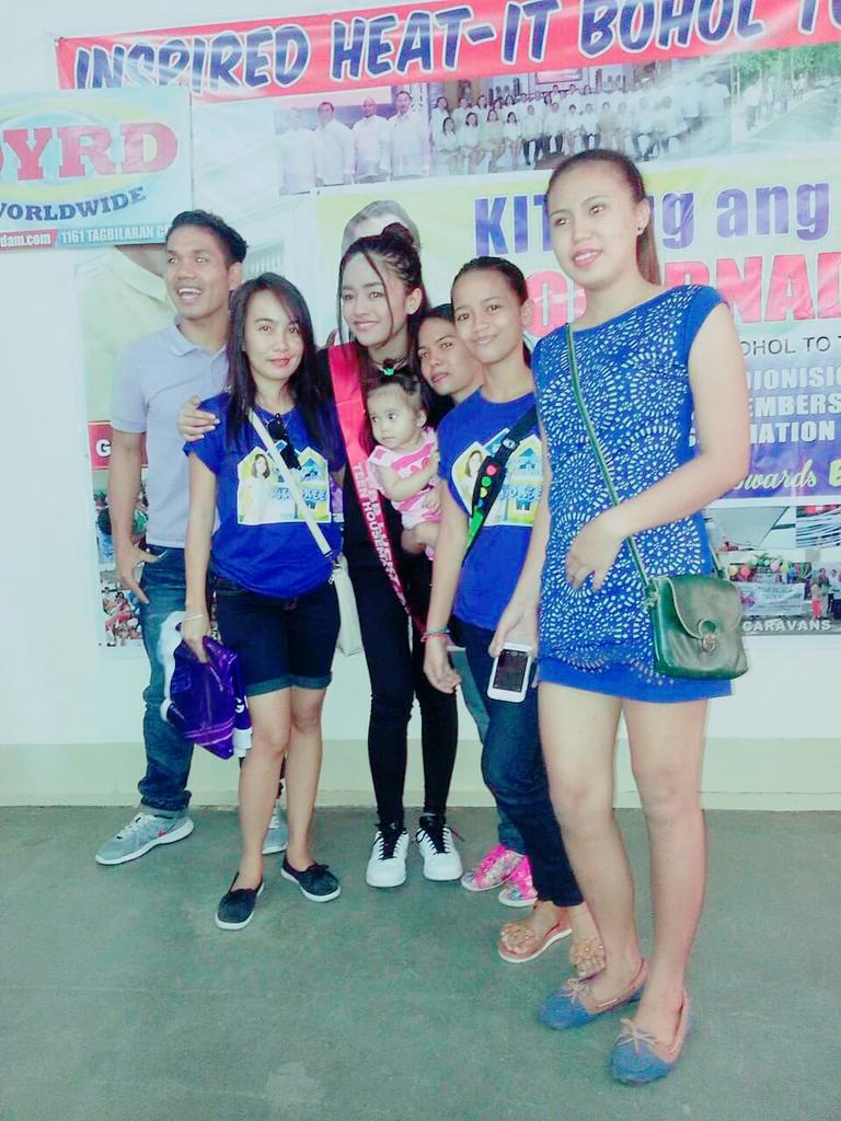 charmainearcad3's tweet photo. Vivoree in bohol😃😀
#homecoming https://t.co/RWUU6VpdwM