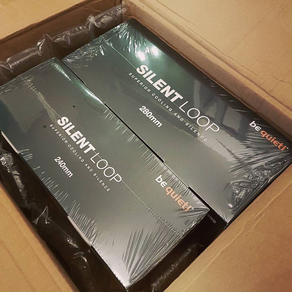Foritain's tweet photo. One guess what we're testing today :D
#bequiet #silentloop #aio #allinone #watercooling #… https://t.co/IGs18LTXj4 https://t.co/7gWMPBYV8j