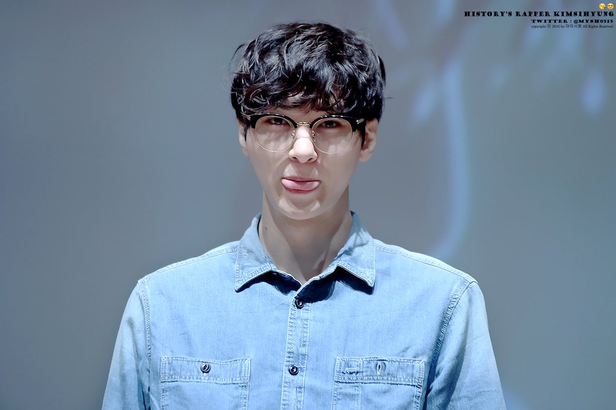 ^^메롱 <a href="/_kimsihyoung/">HISTORY 김시형</a>