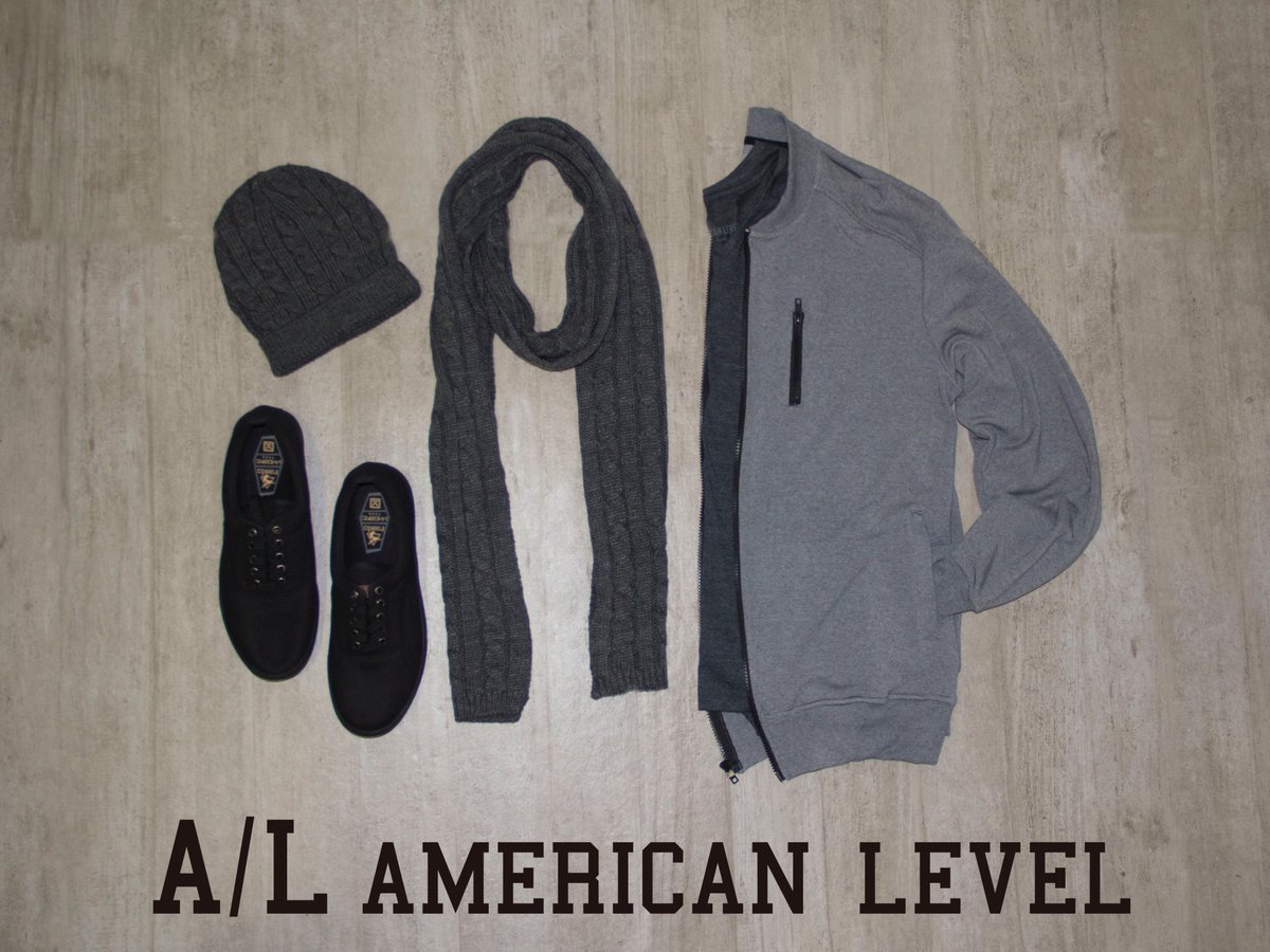 thelordmoshe's tweet photo. Chequen toda la ropa de @americanlevel neta esta super Cool todo! https://t.co/XxJ86SSJkD