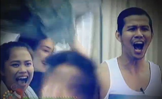 PBBabscbn's tweet photo. Makiparty mamaya kasama ang Regular Housemates sa #PBBbeachparty! Don't miss this fun episode! https://t.co/LKzB7sH6G4