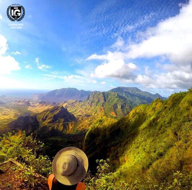 ig_oahu's tweet photo. Congratulations to tonight's features!  Send your alohas at @ig_oahu!  #sunset #portrait #landscape #oahu #aloha #hawaii #NatGeo https://t.co/an96T7jw98