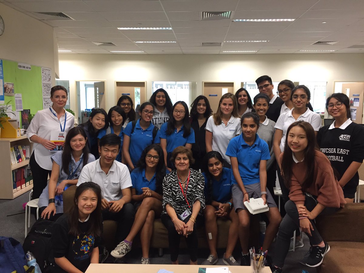 womenoffuture's tweet photo. Excited to speak at #UWCSEA Singapore @LBGDiversity first overseas #Ambassadors talk #WOF2016 going global https://t.co/AuRRSHi87c