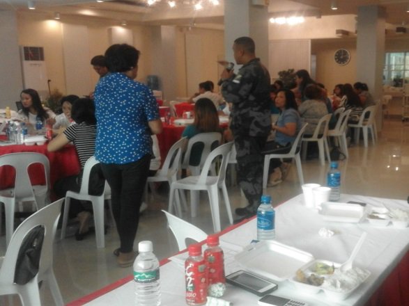 Masbate1stMPMFC's tweet photo. 1st Maneuver Platoon: Training for Surrendering Drug Users
#PNPDoubleBarrel
#PNPIntegrityIntact
#ChangeBoundPNP
#PartnerforChange https://t.co/aWeSKeLhv1