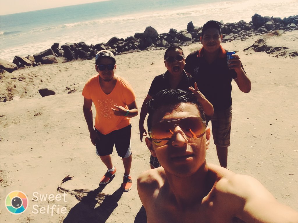 BandaPerlaNegr2's tweet photo. Visitando las hermosas playas de Culiacán @ https://t.co/Bs3DLebNCO