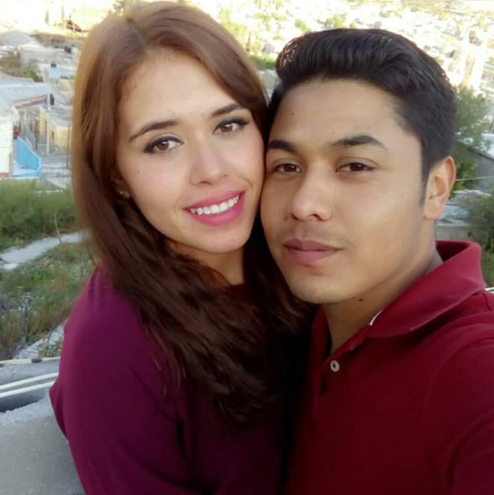 SoyJuvCh's tweet photo. 👫❤ https://t.co/8MvU5yNBBa