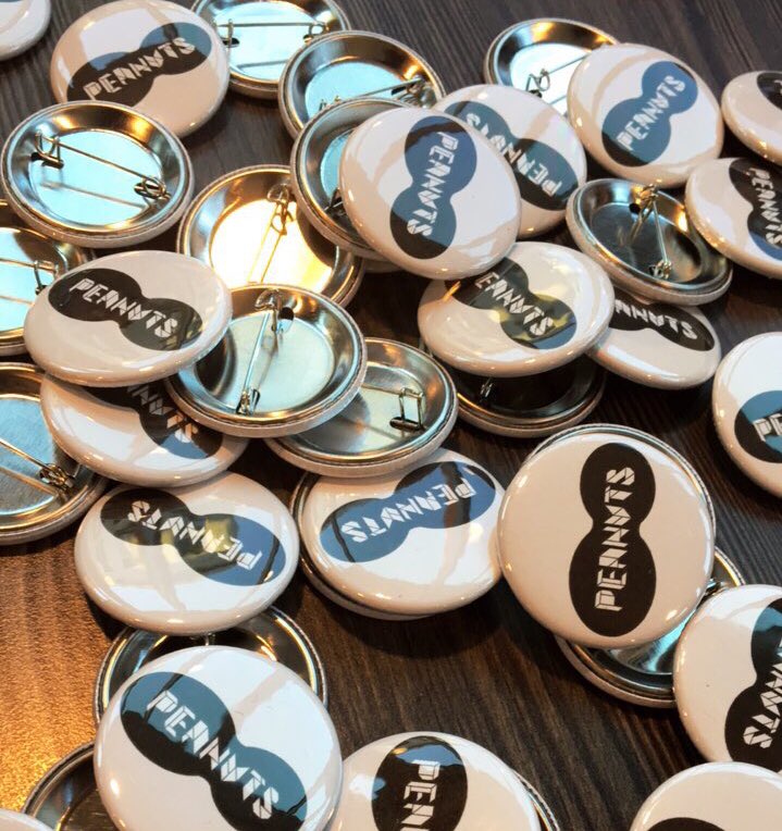 Peanuts_events's tweet photo. Leuke levering deze morgen! 😀#Peanuts buttons #letsgonuts https://t.co/U3qGwtFBhE