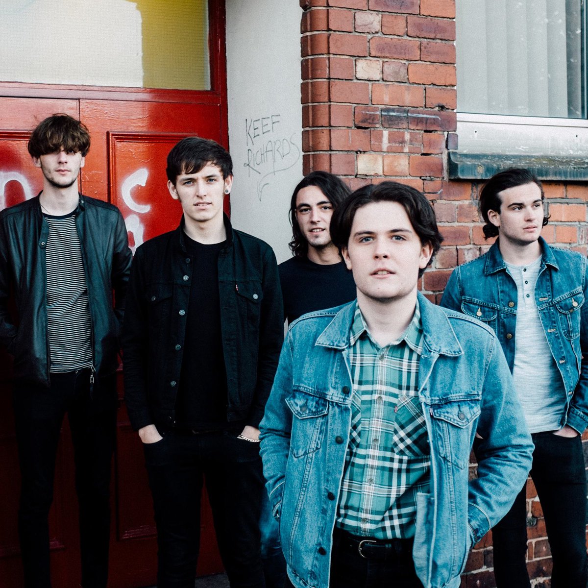 Interview &amp; playlist with singer/guitarist Tom Hale from barnsley's 5-peice alt rickers <a href="/ROODuk/">ROOD</a>  &gt; goo.gl/2oLbrd