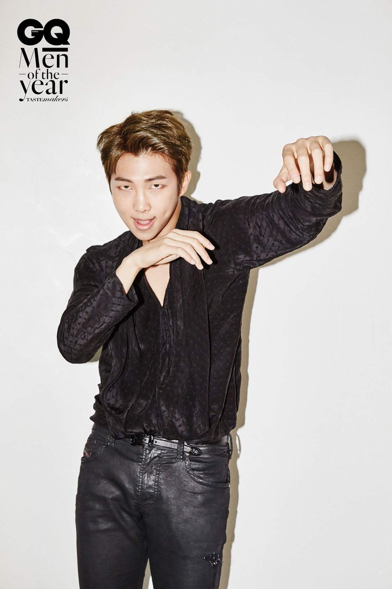 Jane_080604's tweet photo. Like a cat
#namcat
#namjoon https://t.co/xrkrZvmWT2