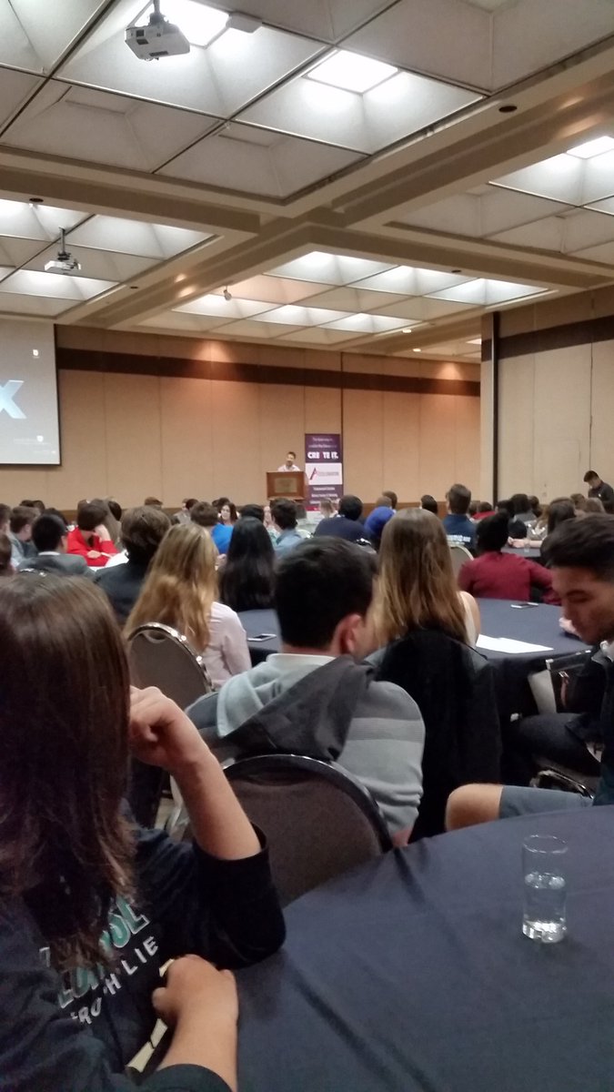 sylvainleclair's tweet photo. #createwindsor Sommet de l'entreprenariat pour les élèves. https://t.co/w17x8tvZtD