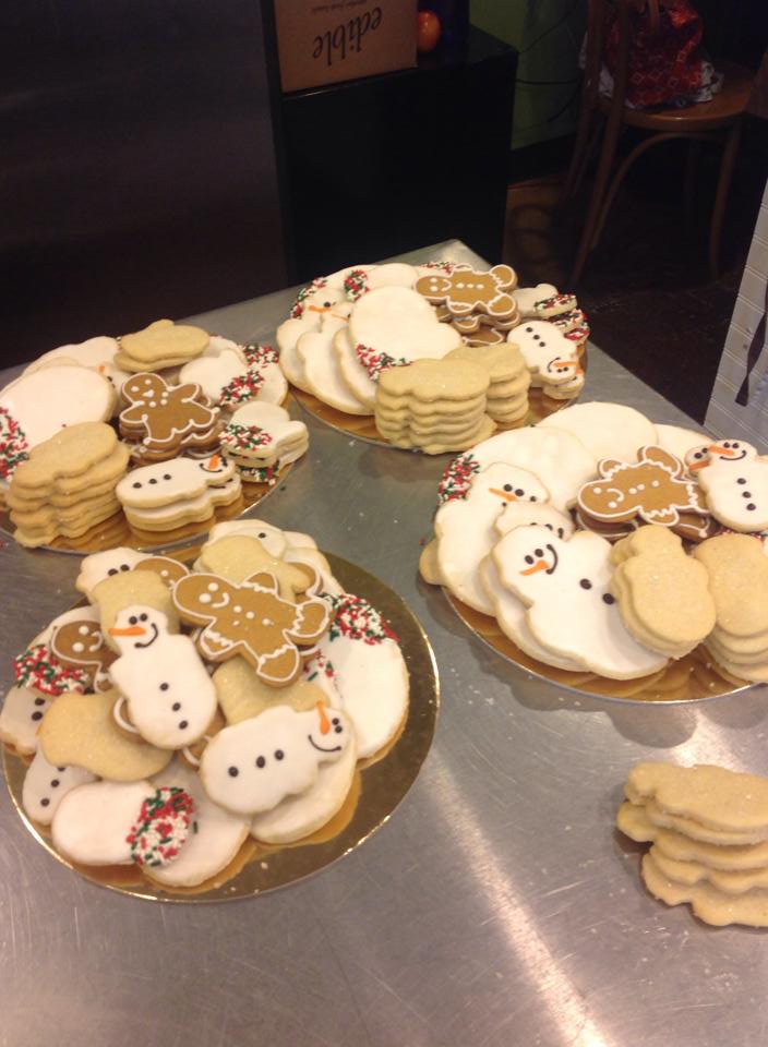Tarts, Breads, Holiday Cookies, Cupcakes, Cakes &amp;Special Gifts to Give...it's all here. 2016 Christmas Holiday Menu: ow.ly/zuyR306AmnM