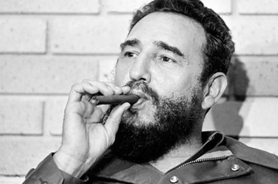 Reporte_Indigo's tweet photo. #Opinión de @ramonalberto | Gutiérrez Barrios y Miguel Alemán, fueron pieza clave en los planes de Fidel Castro. https://t.co/WaQhBv2ZlG https://t.co/Cl5OQYea9M