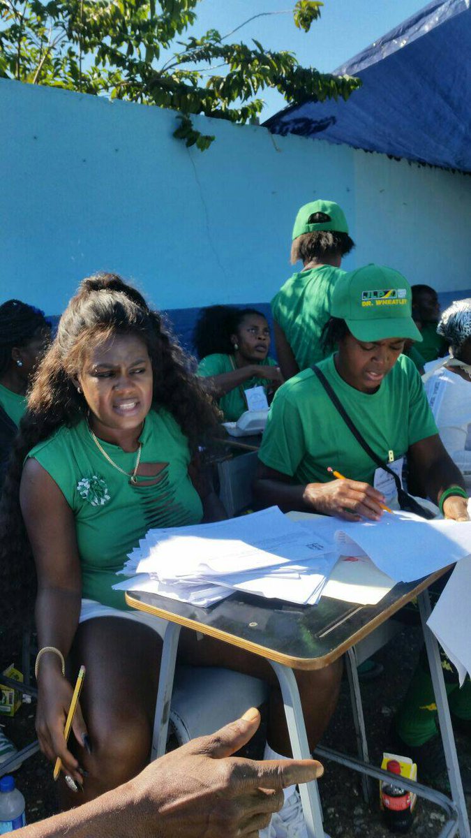 JANewsNetwork's tweet photo. JLP outdoor agents busy coordinating here in Braeton. #JNNLive #JNNLocalGovt #JNNPolitics https://t.co/FD03bLuLpT