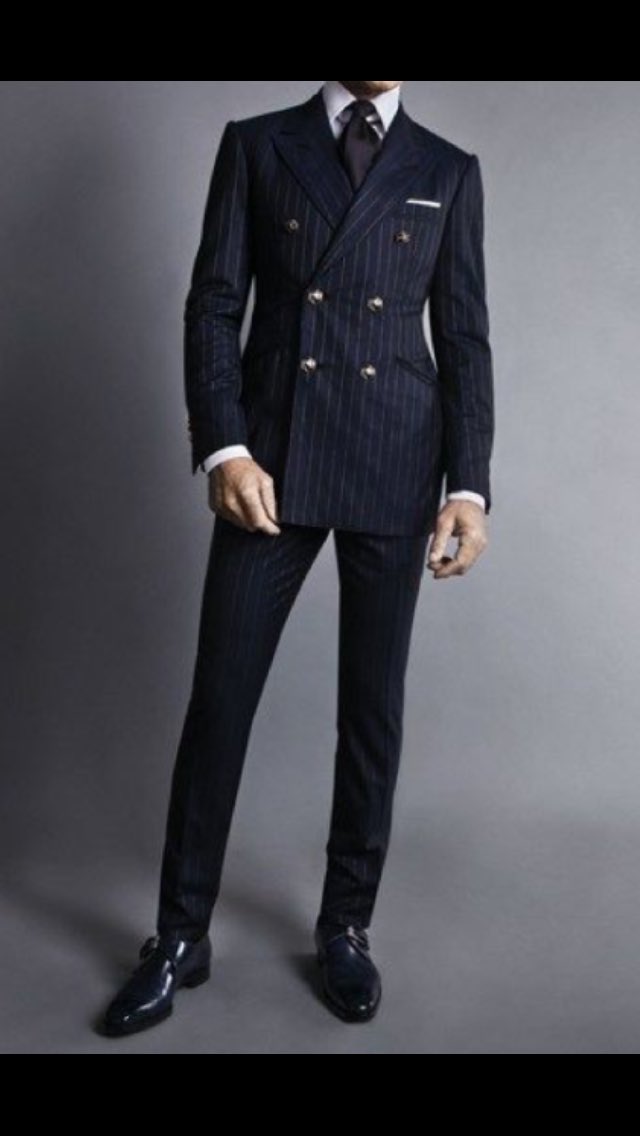 fashionhommemex's tweet photo. Tres maneras de utilizar un traje cruzado!! #FelizLunes #menfashion #conmuchoestilo #happymonday https://t.co/NC89g7XwbR