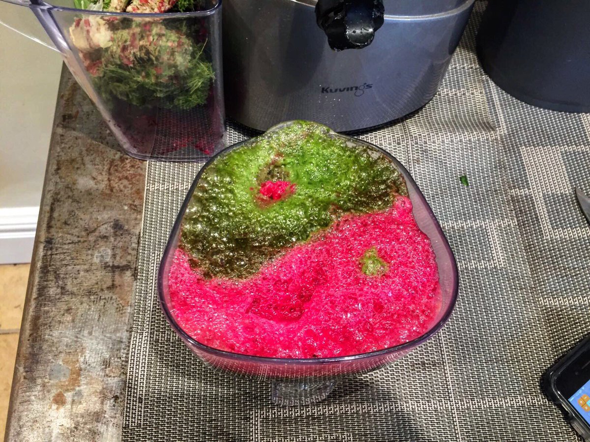 My juice is a comment on dualism and oneness. Tastes bloody awful.

instagram.com/p/BNWzpZQBaf6/