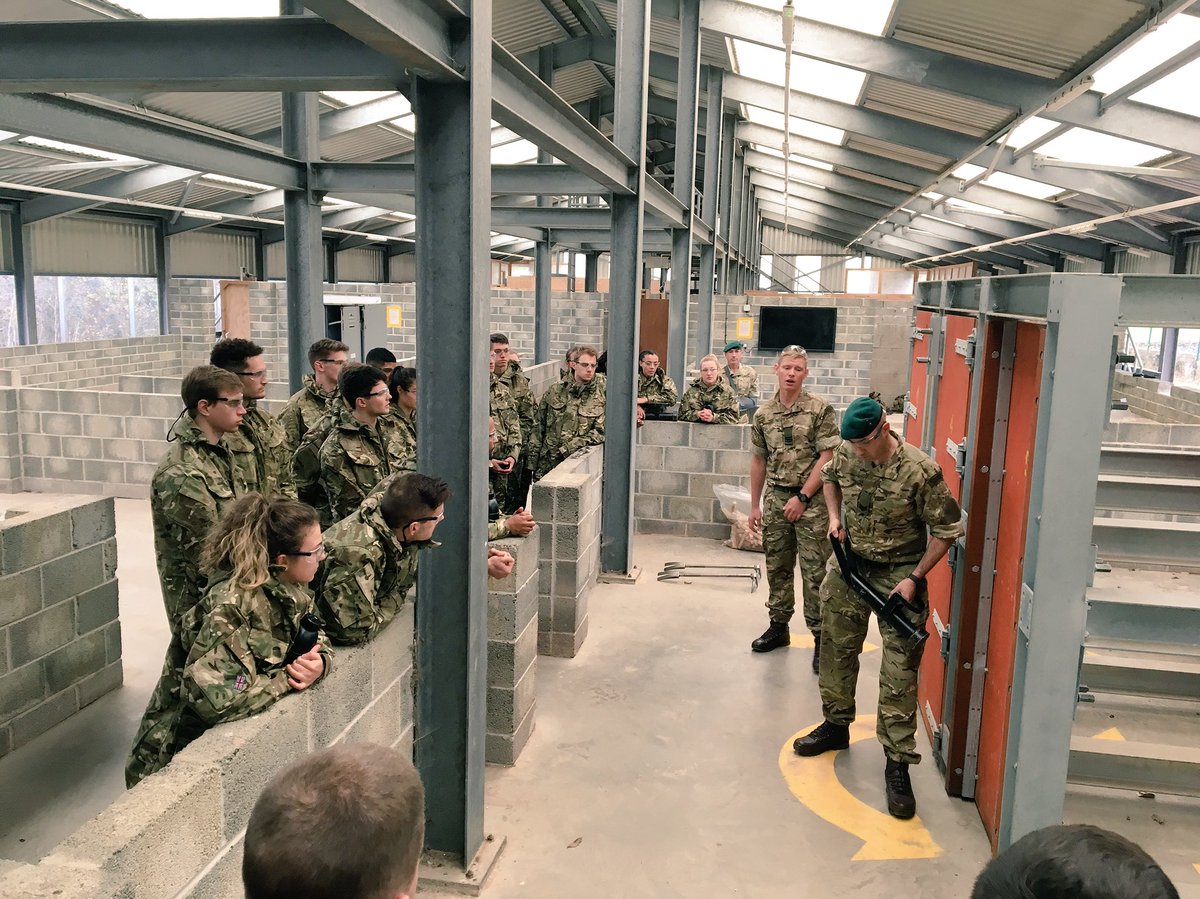 AmyWilliamsMBE's tweet photo. Learning how to bash down a door! @CommandoTRG #royalmarines @The_BBSA @BritishSkeleton https://t.co/WfuKEzngdX