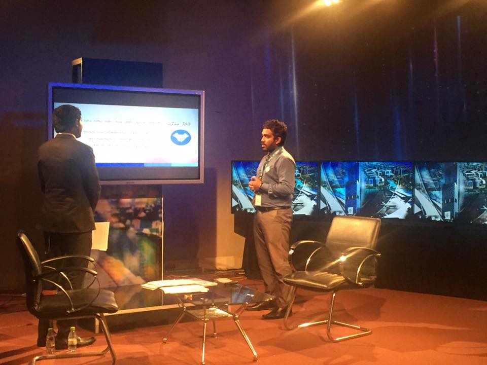 MTCCPlc's tweet photo. MTCC Live on TVM's "Qaumu Binaa Kurumuge 3 Aharu" Programme.
#teammtcc #3yearssuccess #habeys3 https://t.co/FVwxMCDss6