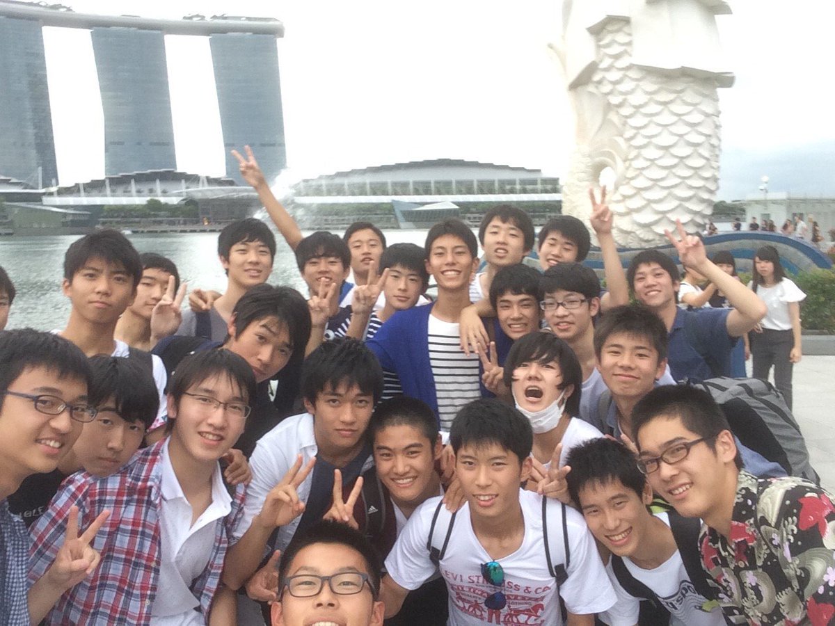 abetti1117's tweet photo. シンガポール修学旅行
最高に楽しい5日間だった！
2組でホントによかった！ https://t.co/g3Sd1po53Y