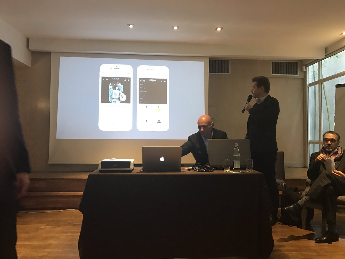 olivpetit's tweet photo. [#DLMlyon] Le rapport à l'image change dans luxe et doit être repensé pour toutes les plateformes et notamment le #MobileFirst 
#DLM2016 https://t.co/1U7R93vHIN