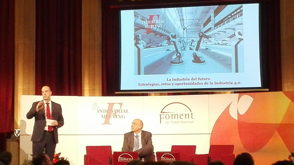 jrmoleroyll's tweet photo. @xgallardor i X. Ayneto #Ideas2Value fent la xerrada "Un recorregut per les tecnologies facilitadores. Imaginem una fàbrica intel·ligent" https://t.co/niuFIs8dHg