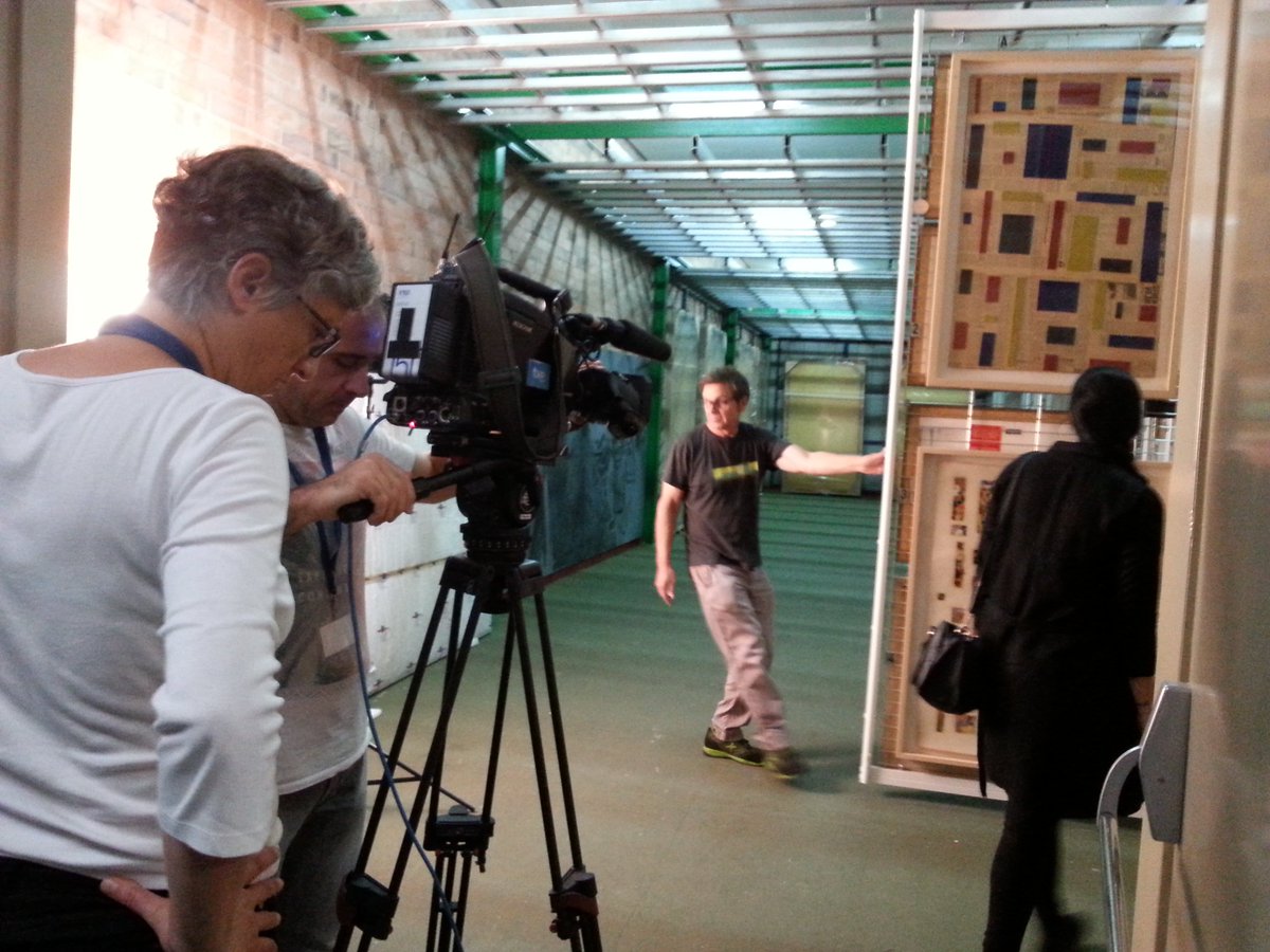 la mitad invisible tweet media