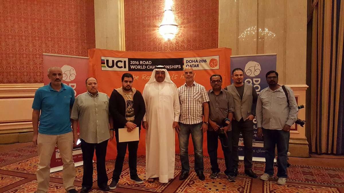 AmaniAaldosari's tweet photo. Sheikh Khalid Bin Ali Al Thani with the sponsors and partners of #UCIDoha2016 at the Honouring ceremony this morning. https://t.co/fXD8mZUPuL