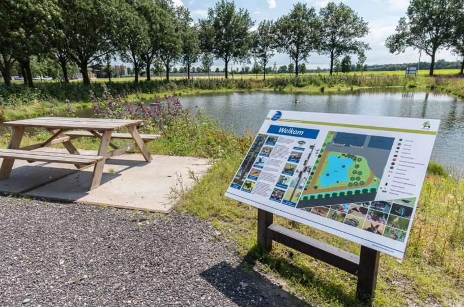 VivaraPro's tweet image. Bekijk nu onze video over de natuurcompensatie bij varkenshouderij Houbensteyn @martinhouben1 @margreethlauren vimeo.com/193338750