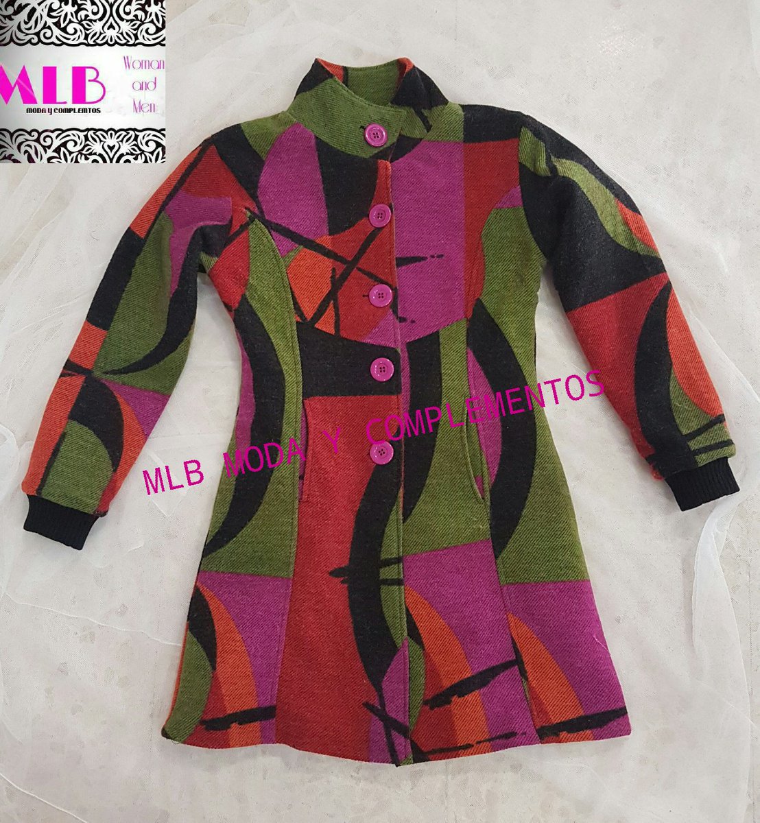 MlbModa's tweet image. Abrigo de punto con forro polar de BABA DESIGN.

FELIZ LUNESSSSSS