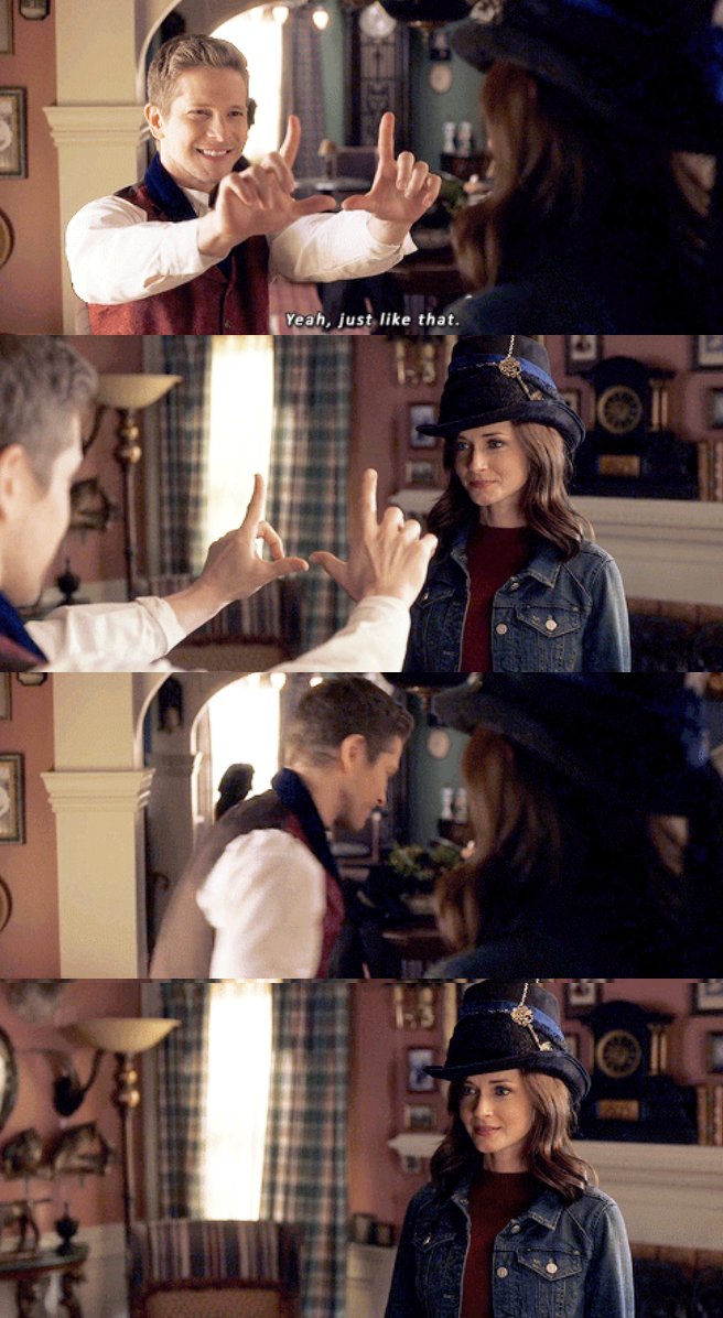 BlakeFangirl's tweet photo. Everyone's talkin abt #GilmoreGirlsFinal4Words but I'm crying over THESE four words...My precious babies. #GilmoreGirlsRevival #teamlogan https://t.co/CgLL0tbA6i