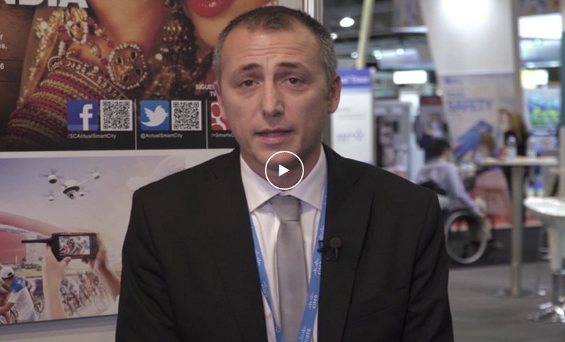 'Adrián Russo (<a href="/adaptivecity/">AdaptiveCity</a>) nos habla acerca de <a href="/FamilyarApp/">Familyar</a>, un producto desarrollado junto a <a href="/ACCIONA/">ACCIONA</a> bit.ly/2fHWERu #SCEWC16