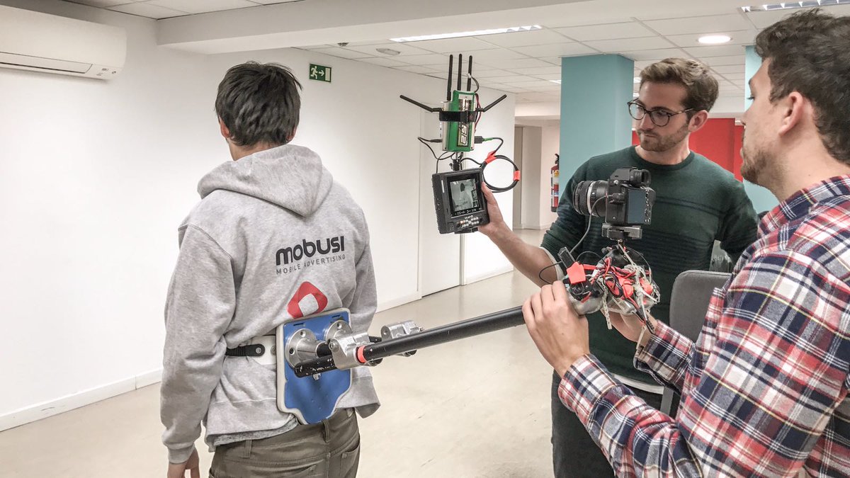 octocamvision's tweet photo. ¡Hoy estamos rodando en Madrid con nuevos gadgets!
#drone #gadgets #fly #mobusi #camera #snorricam https://t.co/BYJ4C9XZ3d