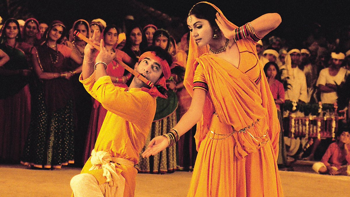 bollywoodins's tweet photo. @amirkingkhan  #classic #bollywood moment https://t.co/jEN7pJK1NA