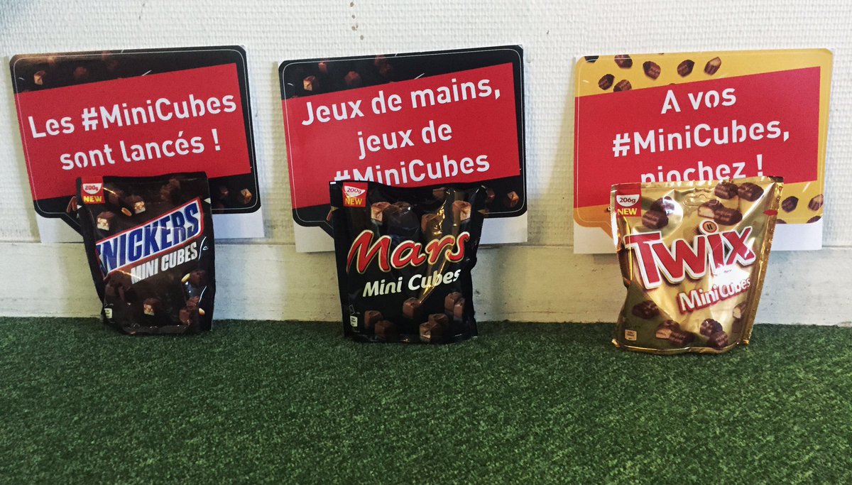 fan2fr's tweet photo. Quand Mars Chocolat France te fait le plus beau cadeau pour commencer la semaine 😍 #MiniCubes https://t.co/cVONsX70Iz