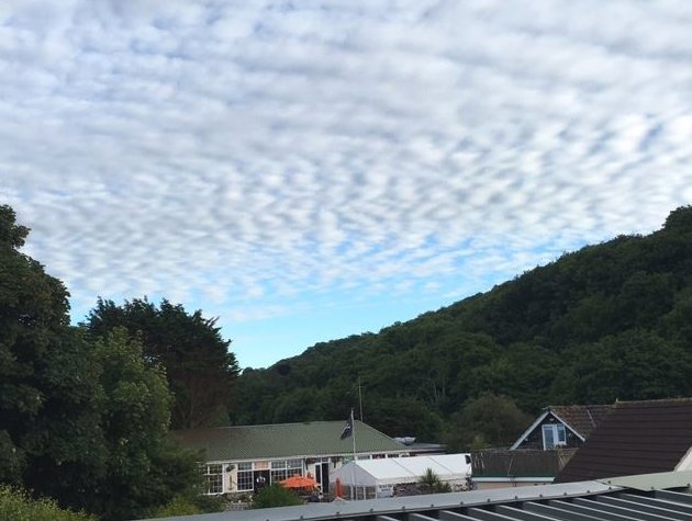 Struggling to get through the day? Then reminisce with us about this #gorgeous #July #sky for some #MondayMotivation! #WatermouthCove