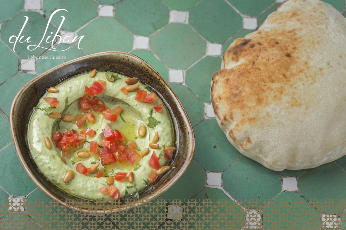 Rest_DuLiban's tweet photo. Entre las muchas variedades de hummus, en nuestro menú de Navidad os recomendamos el de albahaca. Fresco, colorido y perfecto para comenzar! https://t.co/FSKcbWeGAf