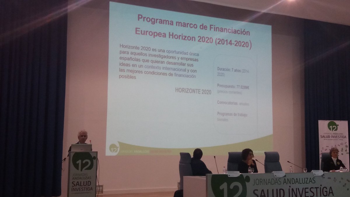 eSaludInvestiga's tweet photo. Ricardo Gómez, director de la UGC de Medicina Interna del HU Regional de #Málaga, ilustra sobre el programa #H2020 y #ePredice . #JSI2016 https://t.co/JOqjdQn2eX