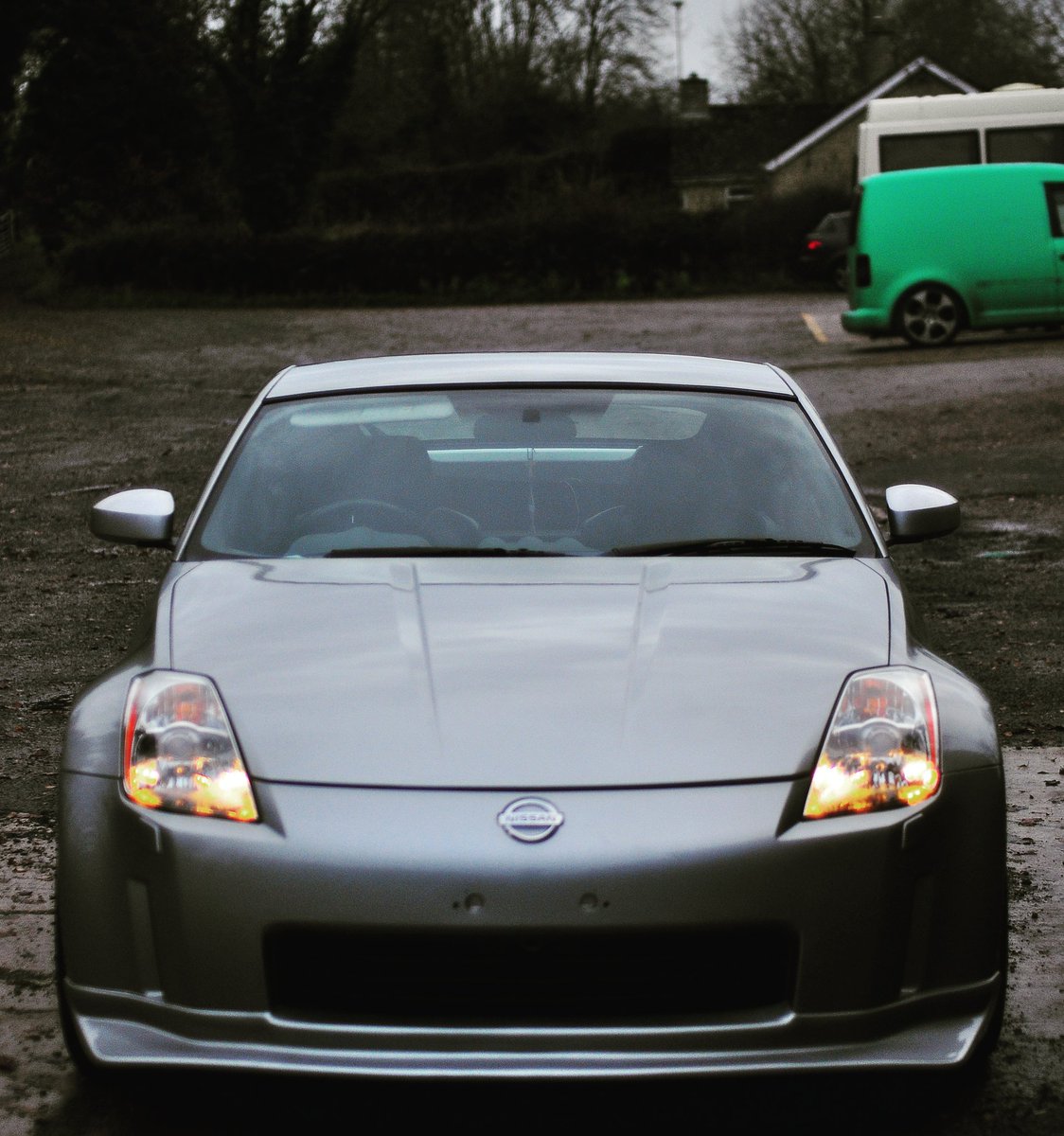paddockspaint's tweet photo. 350z we carried out numerous repairs on. Front end, removed a whale tail of a spoiler, repaired a vandalised roof and down the o/s.
#Nissan https://t.co/fDc6abQWZ4