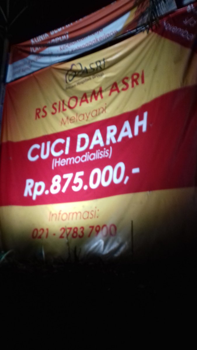 Siskamaulida_'s tweet photo. Di RS Asri Duren Tiga promo cuci darah. Kapitalisme kesehatan? Tanya @albanickma dan @tyoraha, jagonya marxis. https://t.co/tBOwB7T5K2